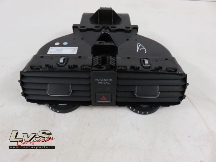 Volkswagen Scirocco Luftgitter Armaturenbrett