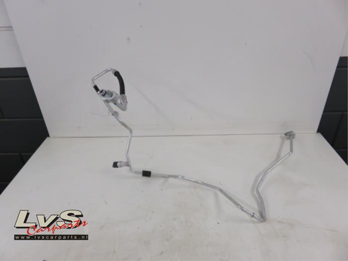 Volkswagen Polo Air conditioning line