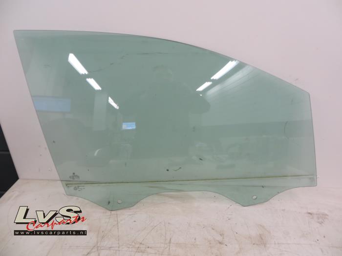 Volkswagen Touran Door window 4-door, front right