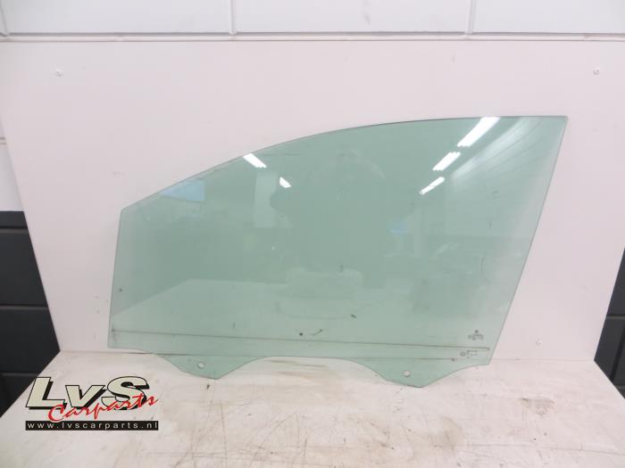 Volkswagen Touran Door window 4-door, front left