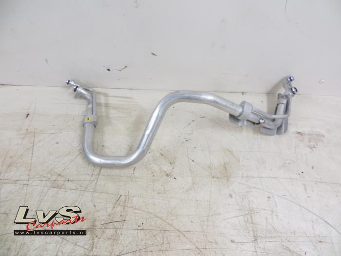 Volkswagen Touran Air conditioning line