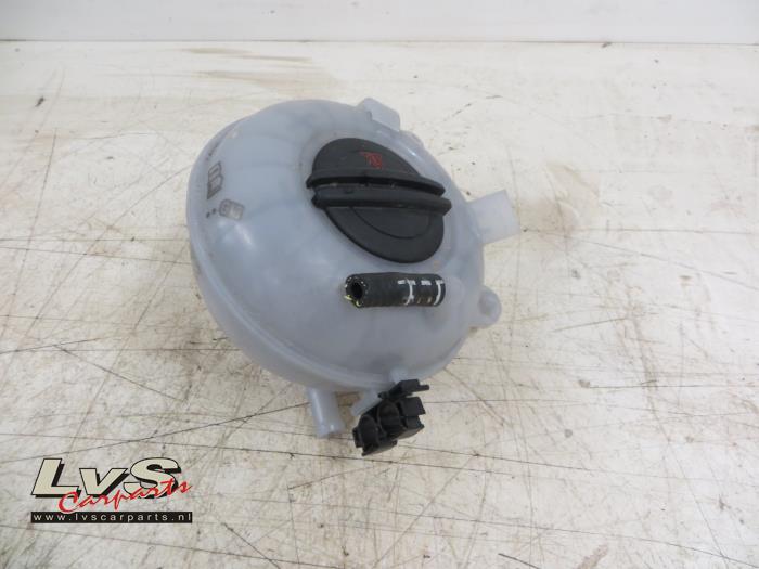 Volkswagen Touran Expansion vessel