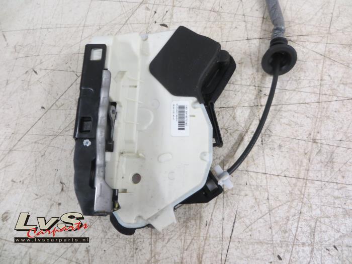 Volkswagen Polo Deurslot Mechaniek 2Deurs rechts