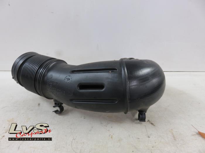 Volkswagen Touareg Hose (miscellaneous)