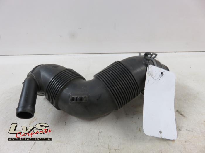 Volkswagen Golf Air intake hose