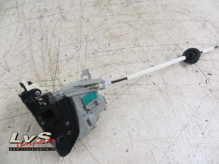 Audi Q5 Rear door mechanism 4-door, right