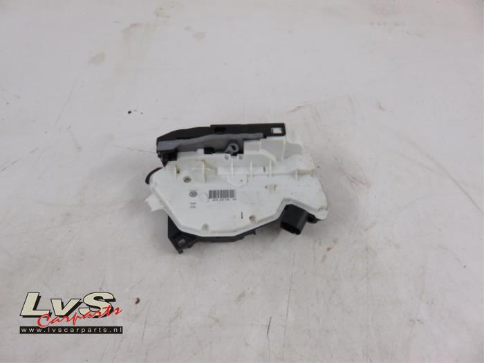 Volkswagen Scirocco Deurslot Mechaniek 2Deurs rechts