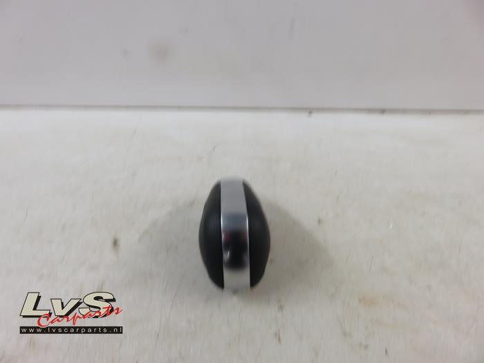 Volkswagen UP Pommeau levier de vitesse