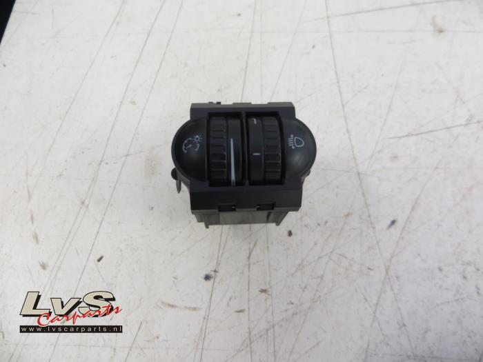 Volkswagen Golf AIH headlight switch
