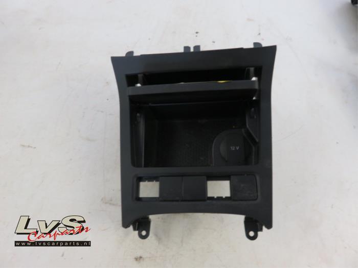 Volkswagen Golf Cendrier avant