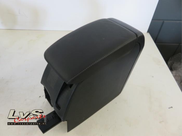 Volkswagen Golf Accoudoir