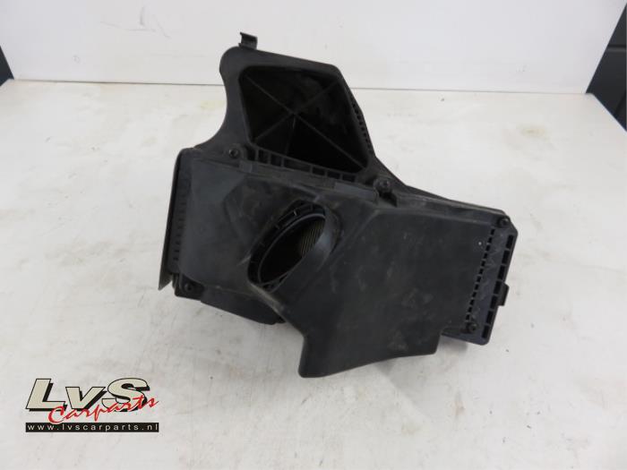 Audi A4 Air box