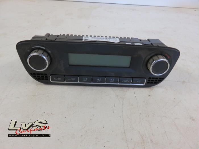 Volkswagen Polo Air conditioning control panel