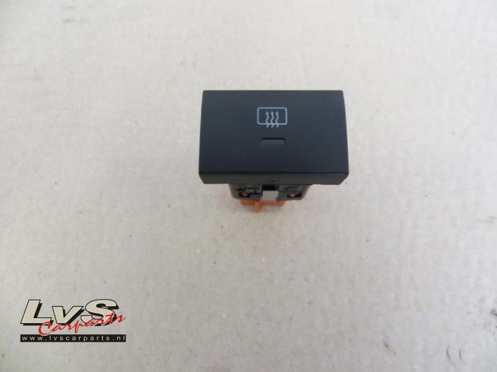 Volkswagen Polo Rear window heating switch