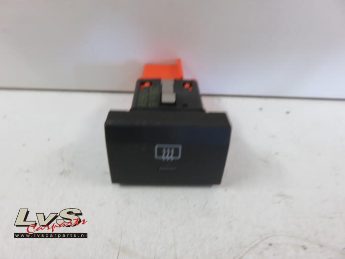Volkswagen Polo Rear window heating switch