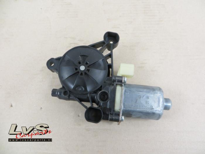 Volkswagen Golf Door window motor