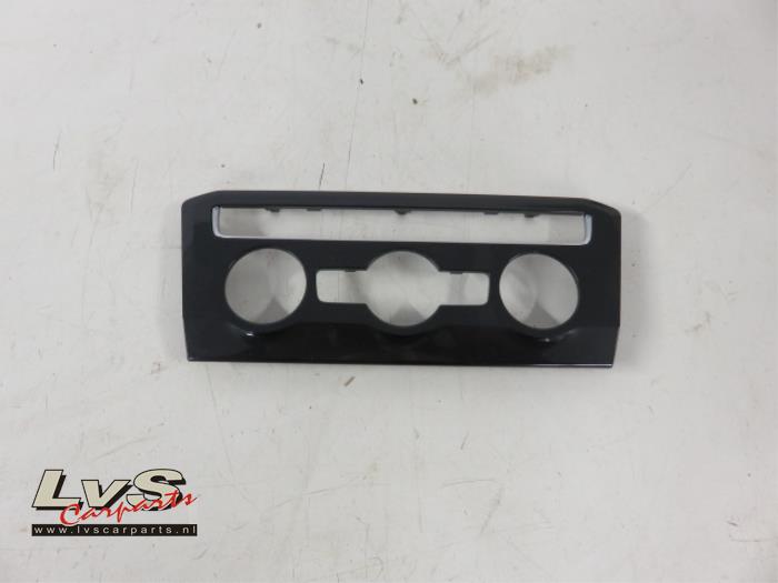 Volkswagen Tiguan Abdeckplatte sonstige