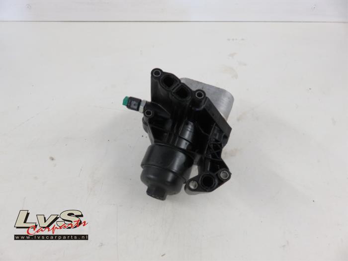 Volkswagen Tiguan Ölfiltergehäuse