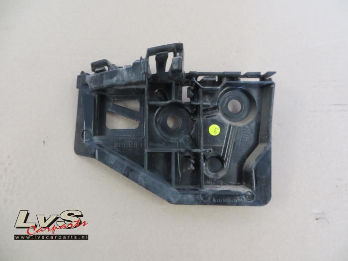 Volkswagen Tiguan Rear bumper bracket, left
