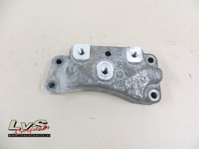 Volkswagen Caddy Support boîte de vitesse