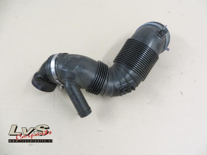 Volkswagen Caddy Air intake hose