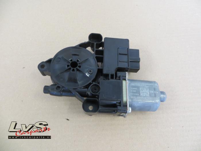 Volkswagen Touran Door window motor