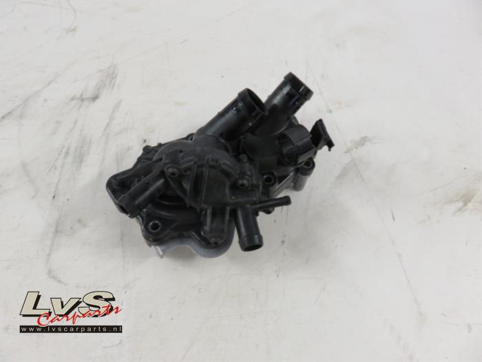 Volkswagen Touran Water pump