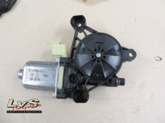 Volkswagen Touran Door window motor