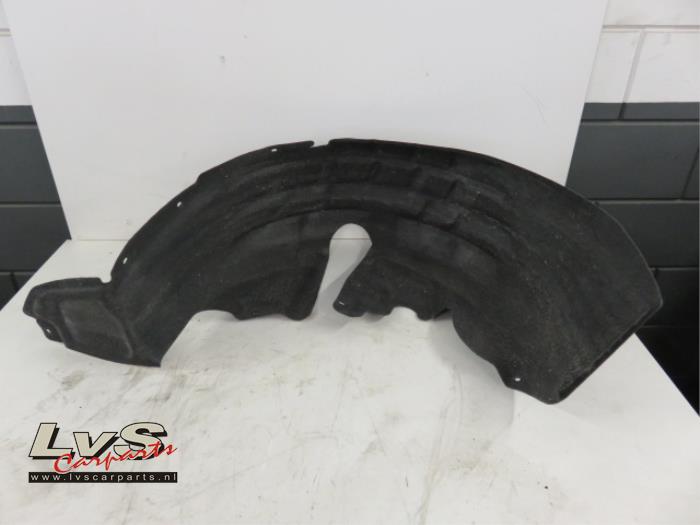 Volkswagen Touran Wheel arch liner