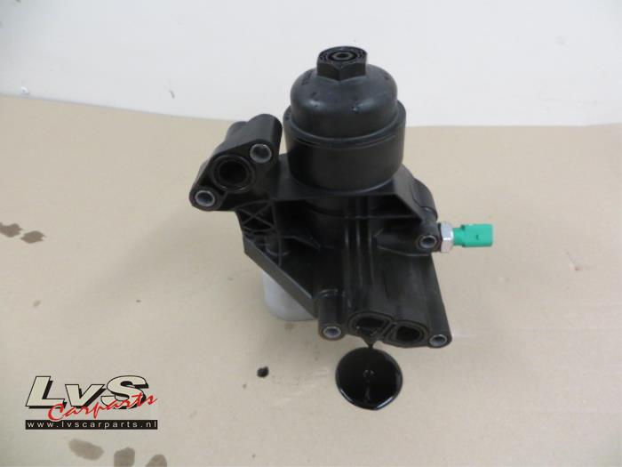 Volkswagen Tiguan Ölfiltergehäuse