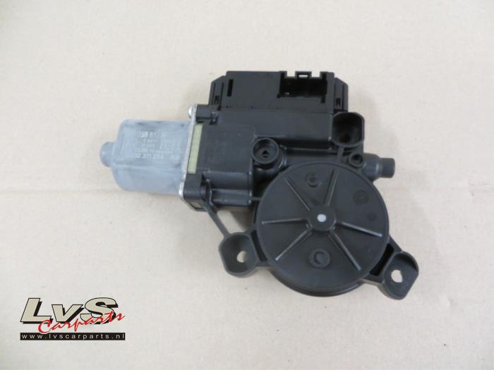 Volkswagen Polo Moteur de vitre portière