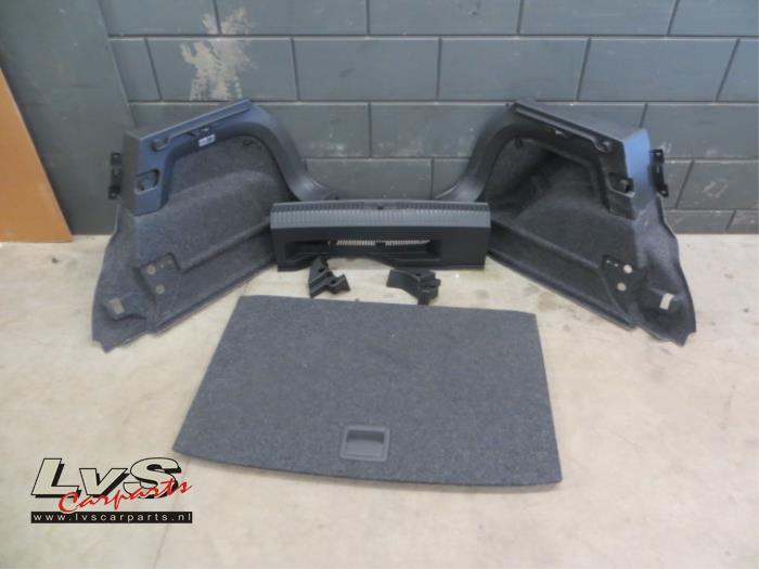 Volkswagen Polo Revêtement coffre