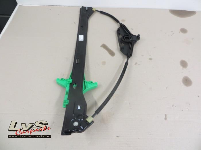 Volkswagen Golf Sportsvan Rear door window mechanism 4-door, left