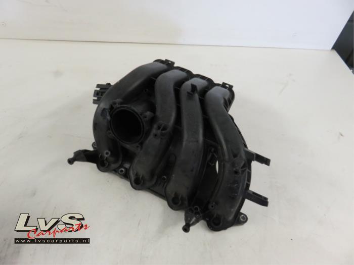 Volkswagen Golf Sportsvan Intake manifold