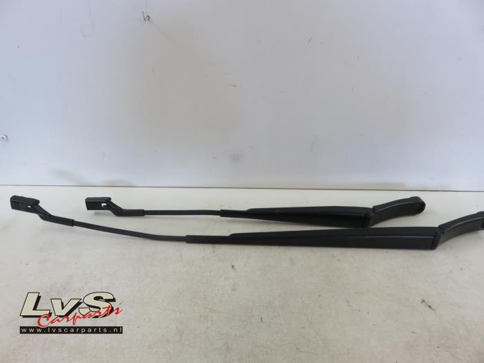 Volkswagen Golf Sportsvan Ruitenwisserarm voor