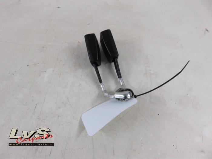 Seat Ibiza Rear seatbelt buckle, centre