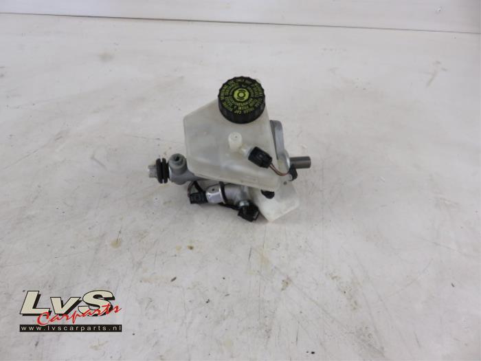 Mercedes C-Klasse Hoofdremcilinder