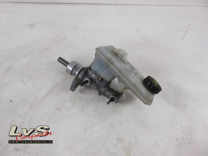 Opel Vivaro Master cylinder