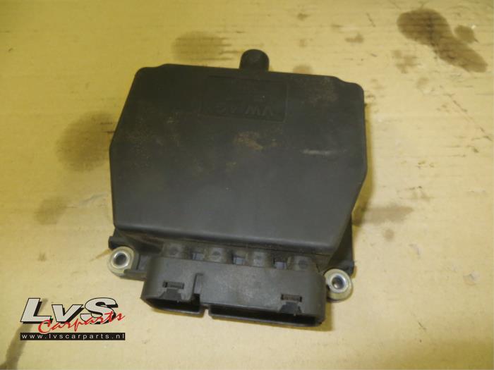 Volkswagen Golf Vacuum valve