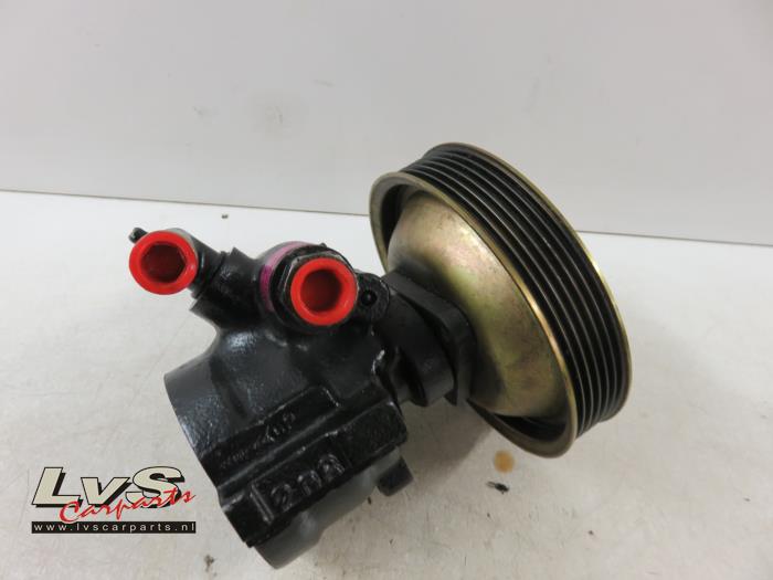 Alfa Romeo 156 Power steering pump