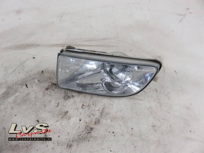 Skoda Octavia Feu antibrouillard avant gauche