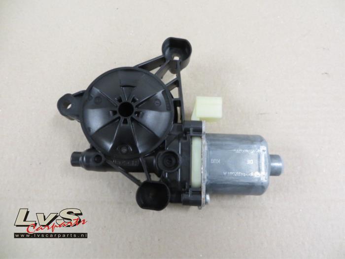 Volkswagen Touran Door window motor