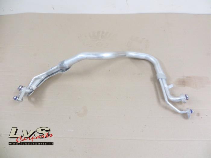 Volkswagen Touran Air conditioning line