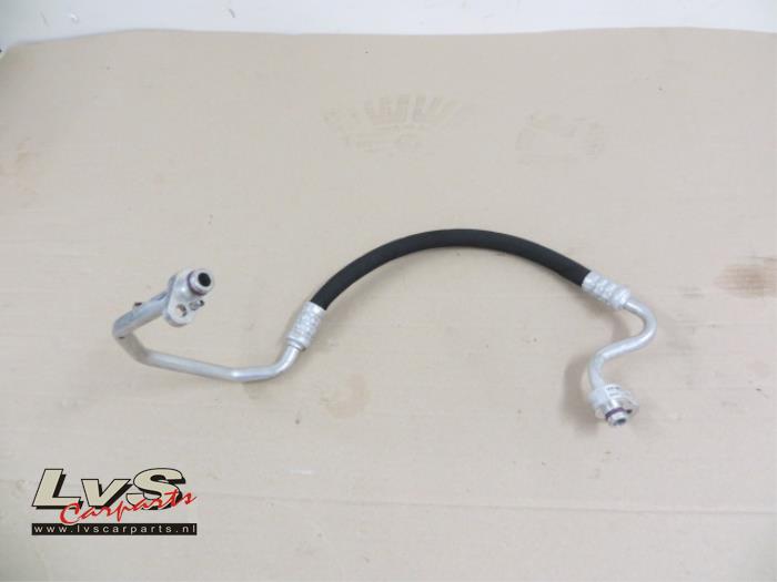 Volkswagen Touran Air conditioning line