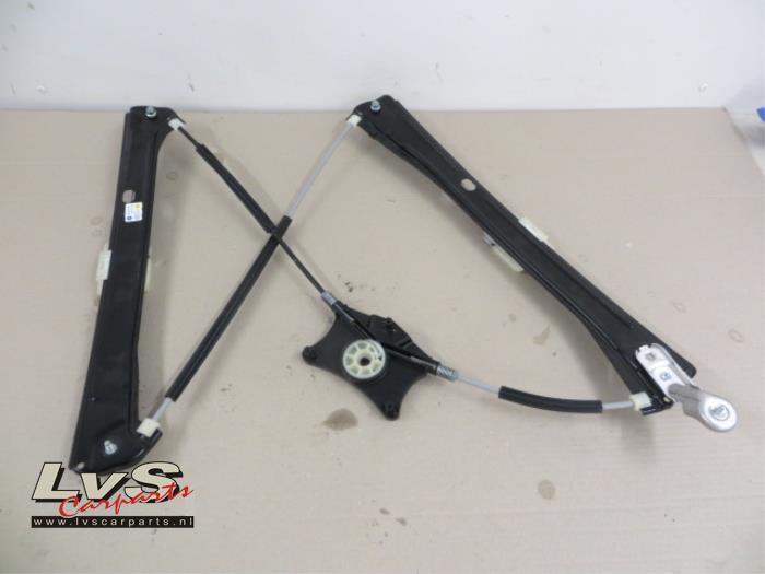 Volkswagen Tiguan Window mechanism 4-door, front left