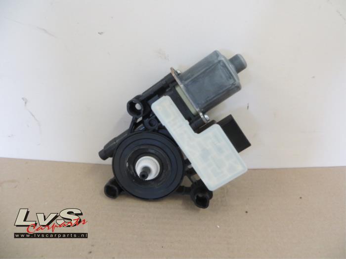 Volkswagen Golf Door window motor