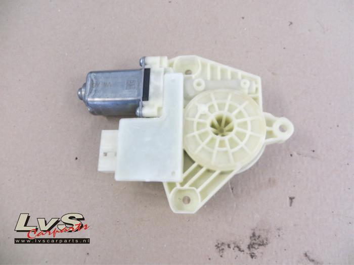 Volkswagen Golf Door window motor