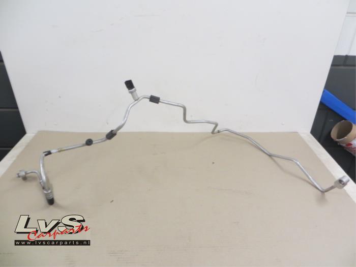 Volkswagen Polo Air conditioning line