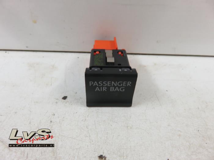 Volkswagen Polo Airbag sensor