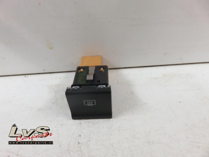 Volkswagen Polo Rear window heating switch